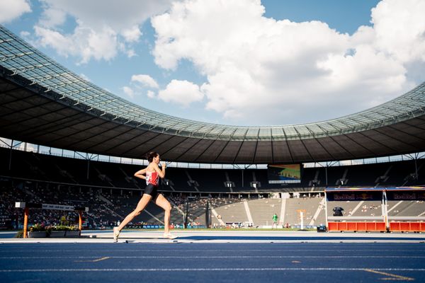 Selma Benfares (LC Rehlingen) waehrend der deutschen Leichtathletik-Meisterschaften im Olympiastadion am 26.06.2022 in Berlin